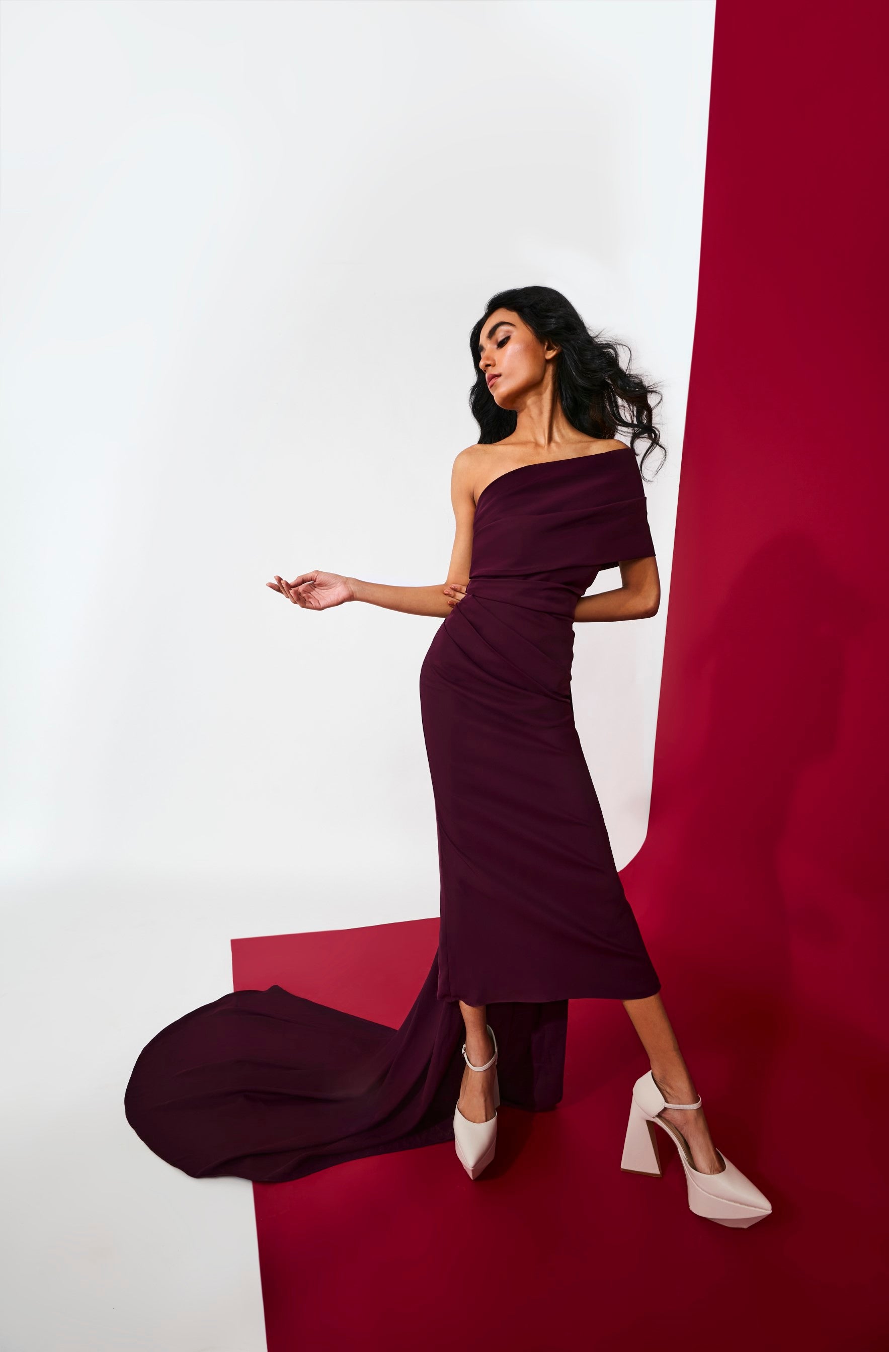 The Wine One Shoulder Drape Dress